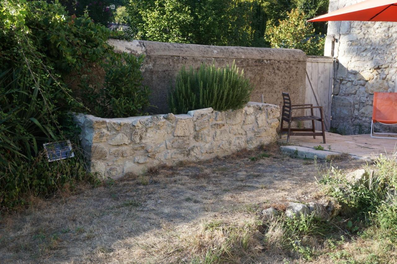 Le Gite De Moquesouris Nazelles-Negron Exterior photo